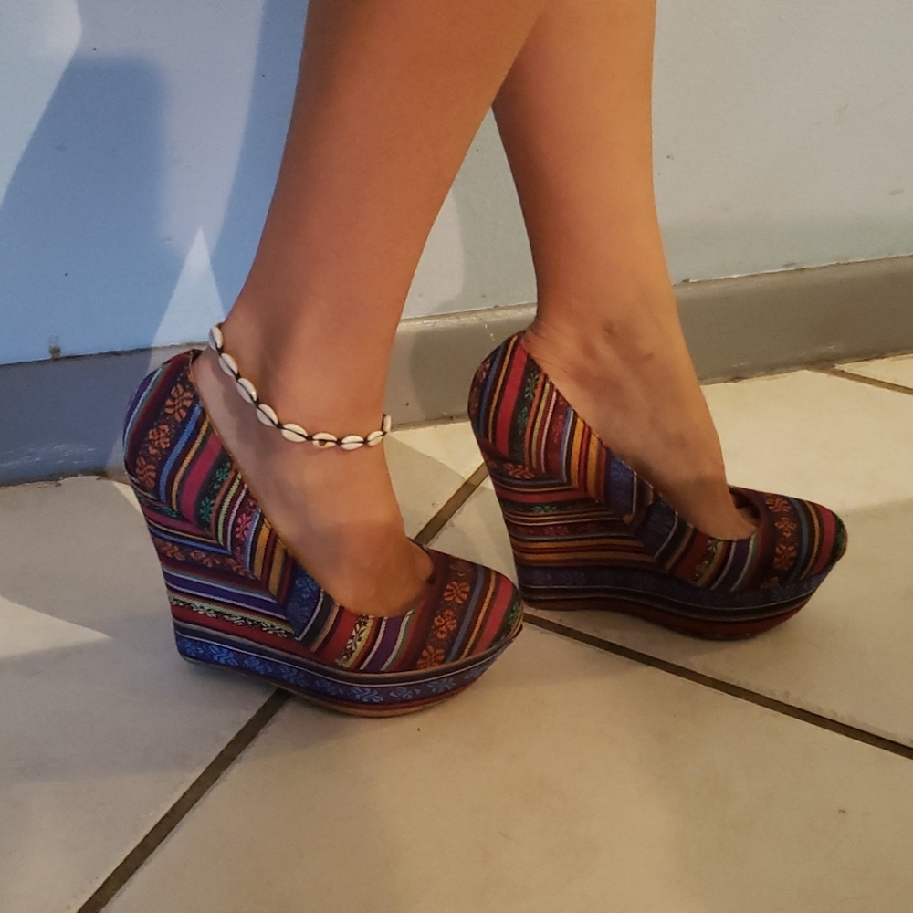 Bohemian print wedge shoes